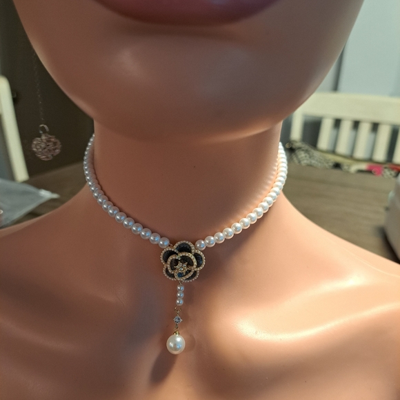 Pearly like beaded choker necklace - Picture 7 of 8
